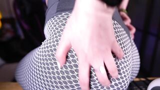 ASMR ass scratching