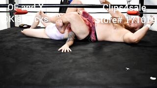 CJ dominates Kisa Kicks with headscissors