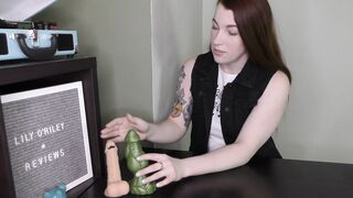 Reviewing Hunter from Bad Dragon