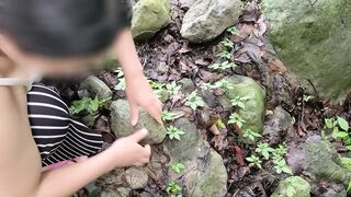 Pinay Cooking Wild Ferns and Sex in the Riverside - Viral Single Mom Outdoor