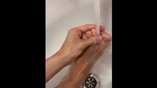 worship big feet in bathroom