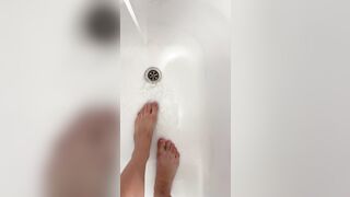 worship big feet in bathroom