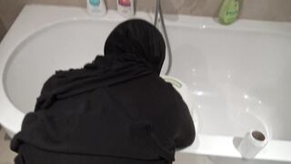 Sextape of Algerian maid living in France