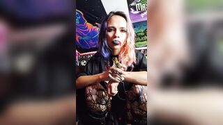 420 Smoking With Scream Slut