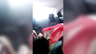 I fuck my friend in my boyfriend's car